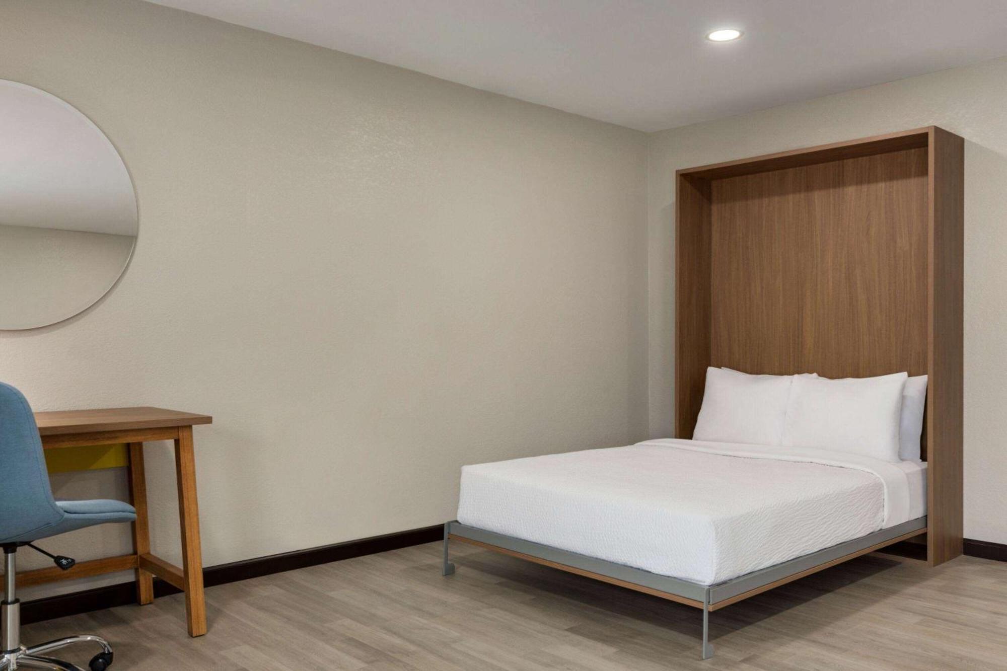 Days Inn By Wyndham Hillsboro Zewnętrze zdjęcie