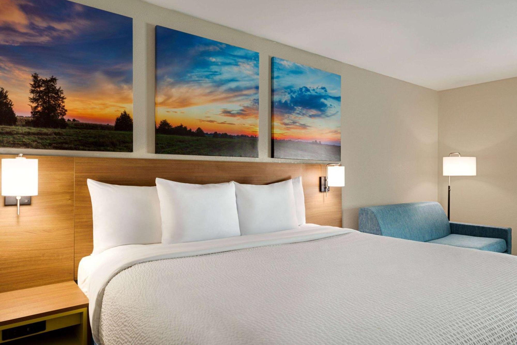Days Inn By Wyndham Hillsboro Zewnętrze zdjęcie