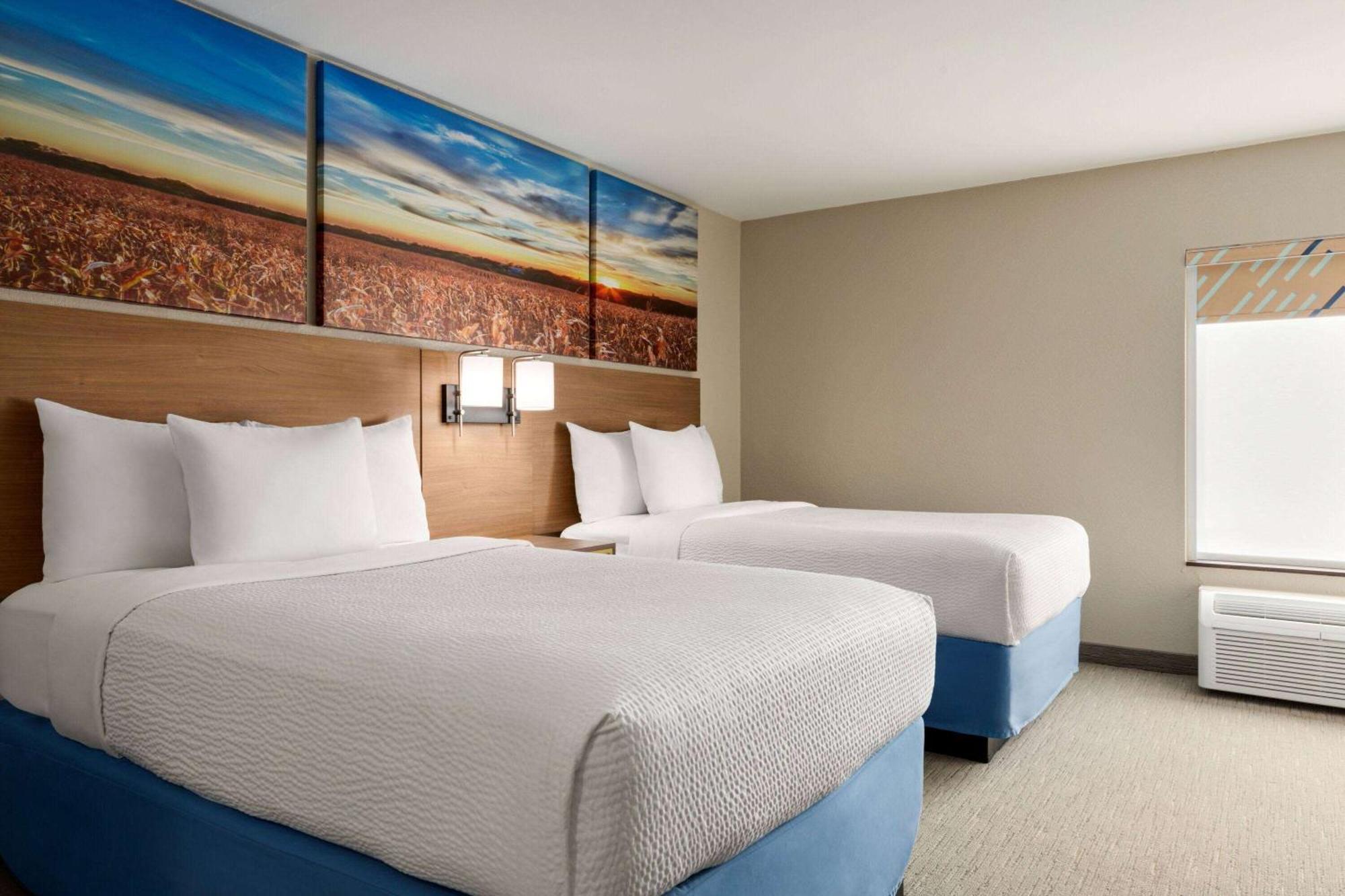 Days Inn By Wyndham Hillsboro Zewnętrze zdjęcie