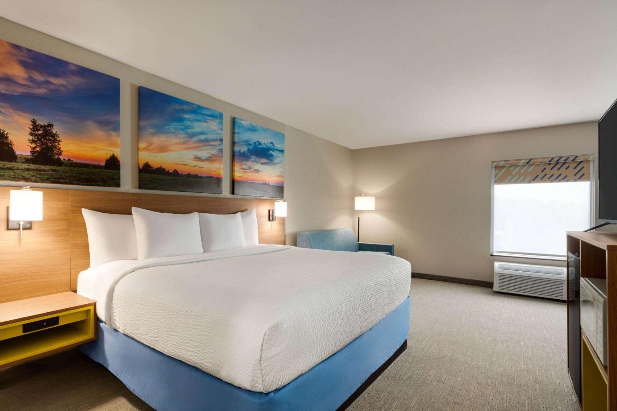 Days Inn By Wyndham Hillsboro Zewnętrze zdjęcie