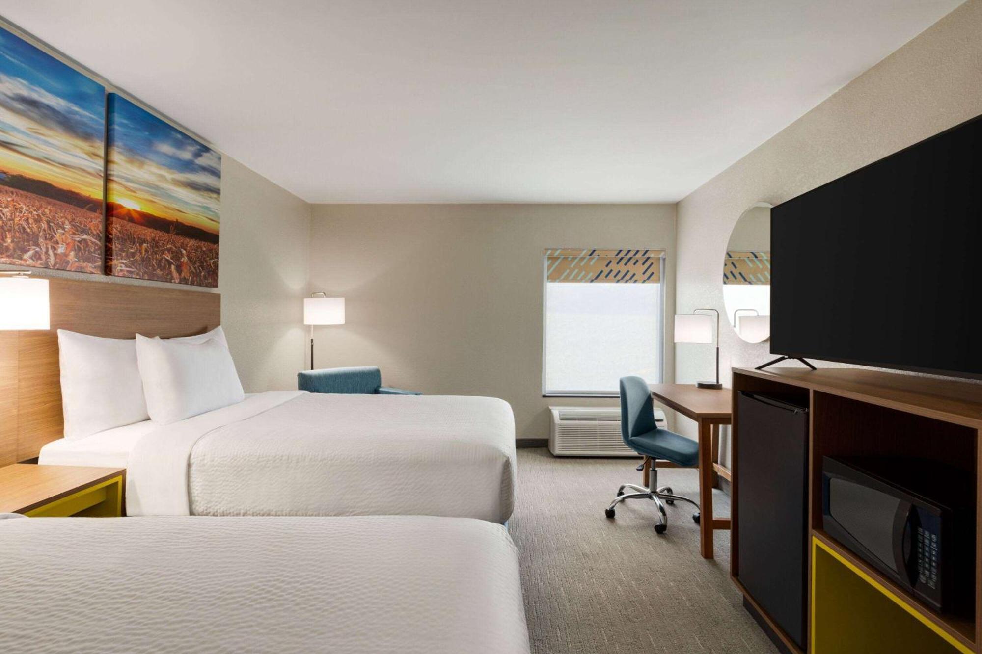 Days Inn By Wyndham Hillsboro Zewnętrze zdjęcie