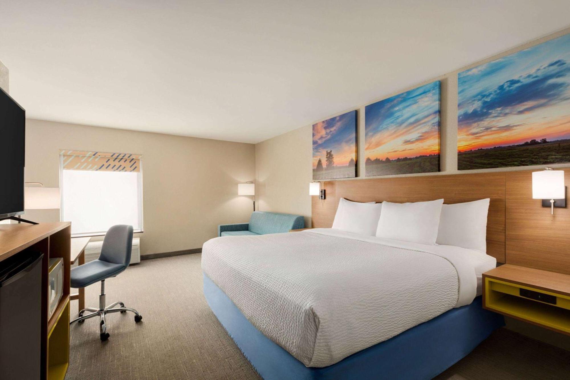 Days Inn By Wyndham Hillsboro Zewnętrze zdjęcie